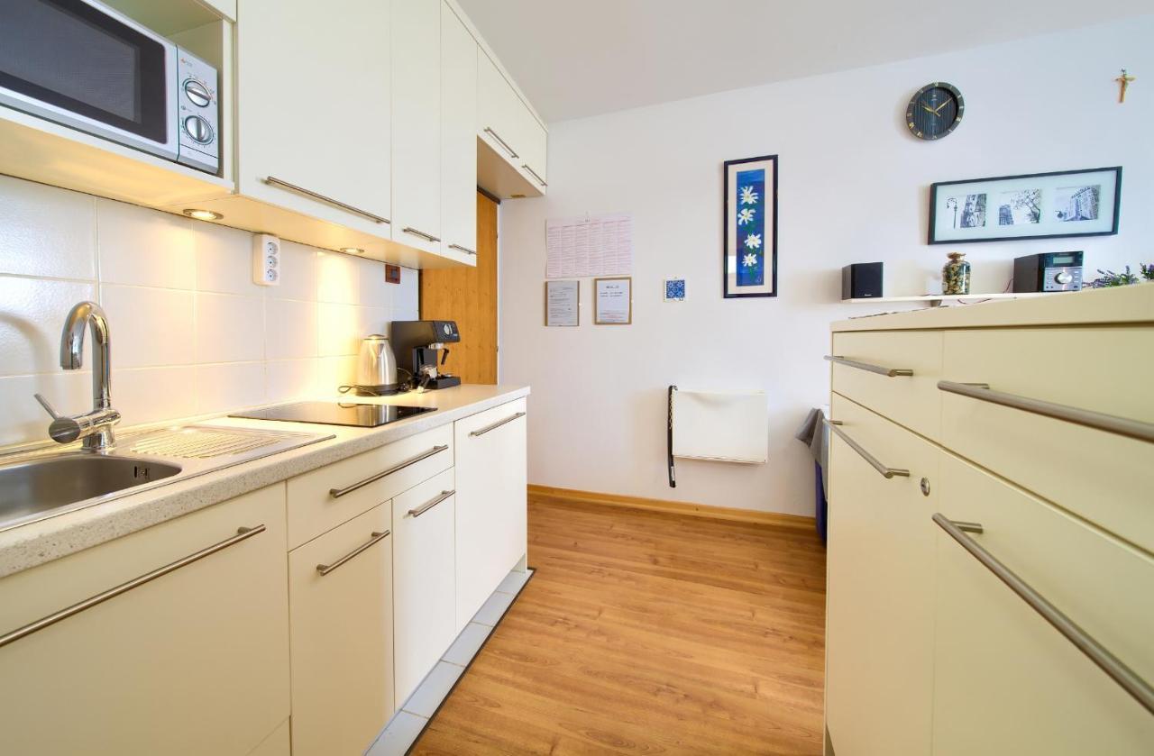 Studio Apartment Vesna คิร์ก ภายนอก รูปภาพ